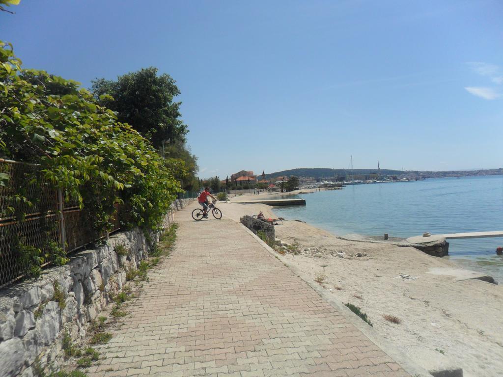 Apartments Valjan Trogir Zewnętrze zdjęcie